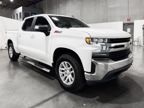 More photos of 2020 Chevrolet Silverado 1500 LT at Indy Wholesale Direct, IN