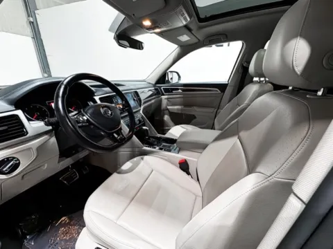 Photos of 2018 Volkswagen Atlas SEL for sale in Carmel, IN at Indy Wholesale Direct