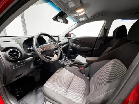 Photos of 2020 Hyundai Kona SEL for sale in Carmel, IN at Indy Wholesale Direct