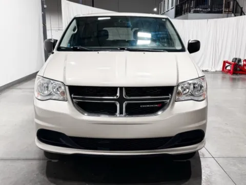 More photos of 2016 Dodge Grand Caravan SE at Indy Wholesale Direct, IN