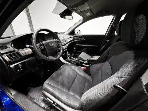 Photos of 2017 Honda Accord Hybrid for sale in Carmel, IN at Indy Wholesale Direct