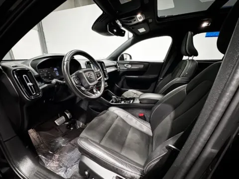 Photos of 2020 Volvo XC40 R-Design for sale in Carmel, IN at Indy Wholesale Direct