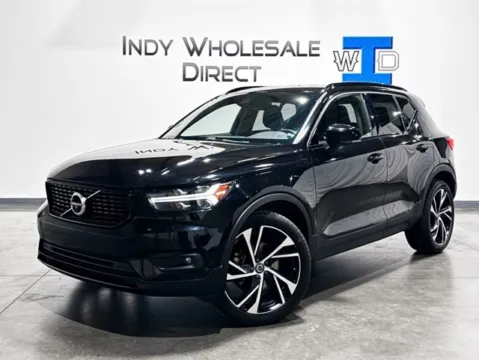 Black 2020 Volvo XC40 R-Design for sale in Carmel, IN