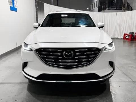 More photos of 2022 Mazda CX-9 Signature at Indy Wholesale Direct, IN