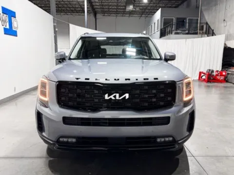 More photos of 2022 Kia Telluride SX at Indy Wholesale Direct, IN