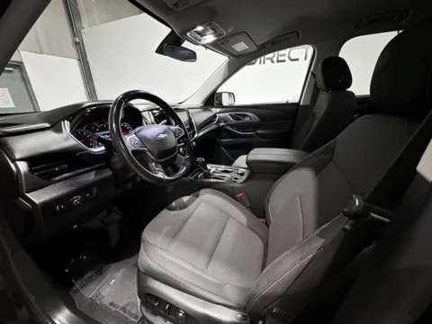 Photos of 2020 Chevrolet Traverse LT for sale in Carmel, IN at Indy Wholesale Direct