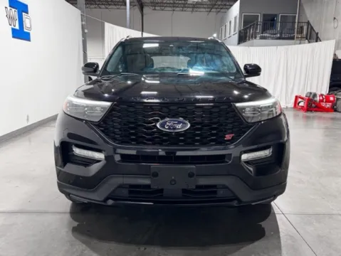 More photos of 2020 Ford Explorer ST at Indy Wholesale Direct, IN