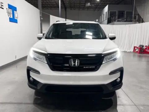 More photos of 2022 Honda Pilot Black Edition at Indy Wholesale Direct, IN