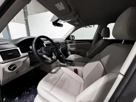 Photos of 2023 Volkswagen Atlas 2.0T SE w/Technology for sale in Carmel, IN at Indy Wholesale Direct