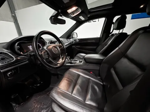 Photos of 2020 Jeep Grand Cherokee Limited for sale in Carmel, IN at Indy Wholesale Direct