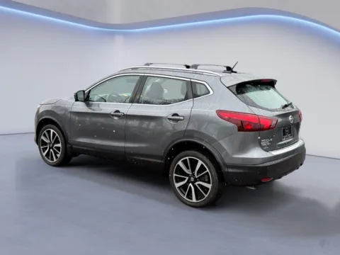 More photos of 2018 Nissan Rogue Sport SL at Twin City Nissan, TN
