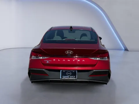 More photos of 2024 Hyundai Elantra SE at Twin City Nissan, TN