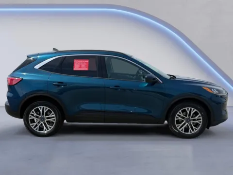 Photos of 2020 Ford Escape SEL for sale in Alcoa, TN at Twin City Nissan