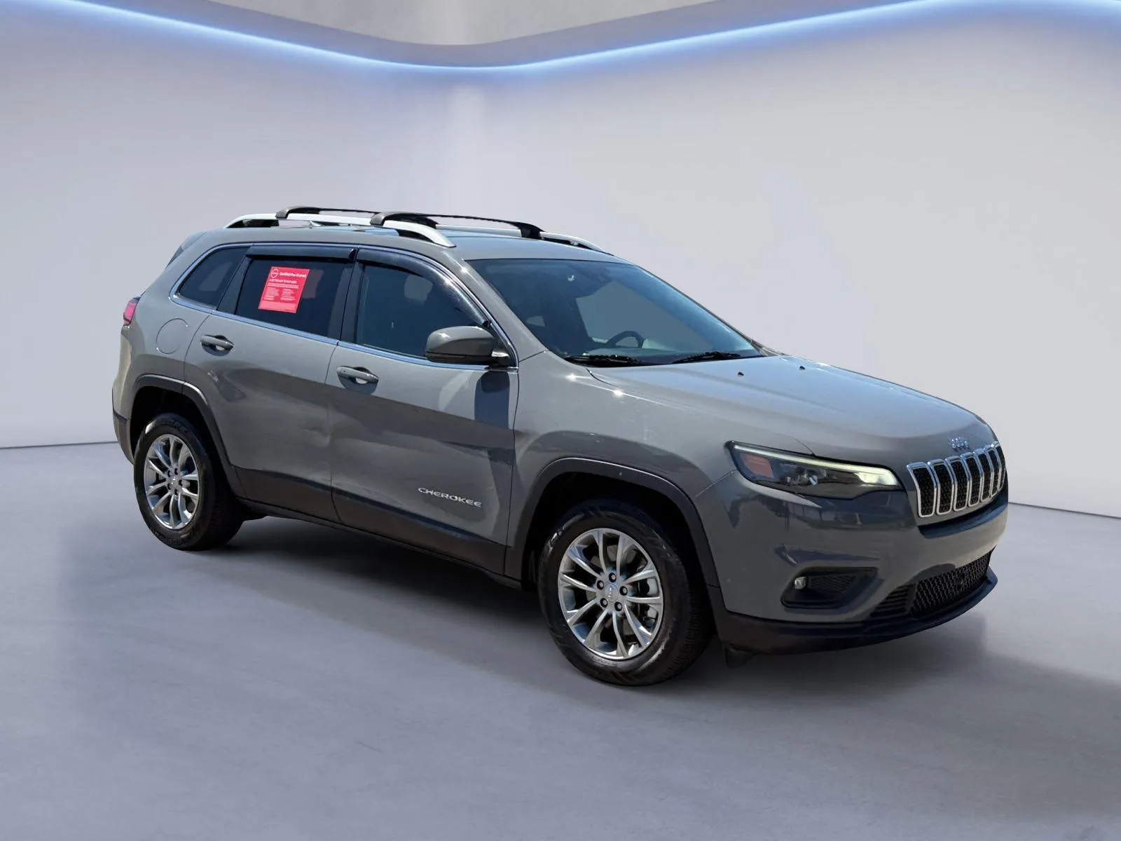 Gray 2021 Jeep Cherokee Latitude Lux for sale in Alcoa, TN