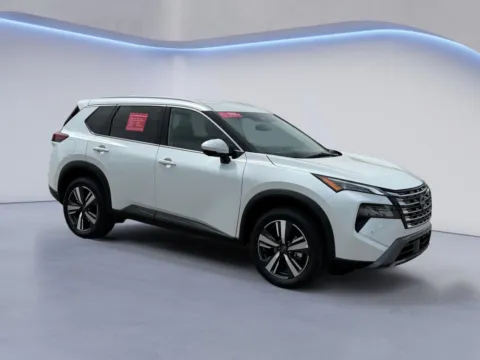 White 2026 Nissan Rogue SL for sale in Alcoa, TN