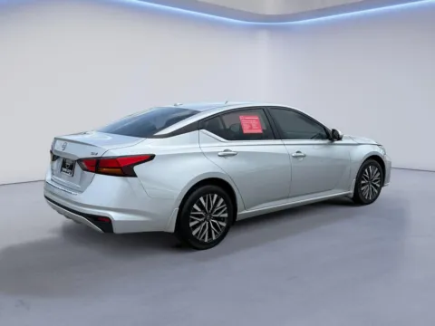 Another view of 2023 Nissan Altima 2.5 SV for sale in Alcoa, TN at Twin City Nissan
