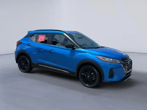Blue 2024 Nissan Kicks SR for sale in Alcoa, TN