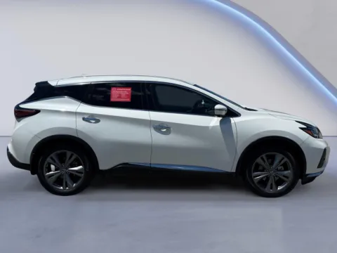 Photos of 2019 Nissan Murano Platinum for sale in Alcoa, TN at Twin City Nissan