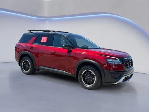 Red 2023 Nissan Pathfinder Rock Creek for sale in Alcoa, TN