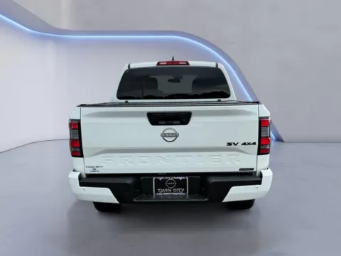 More photos of 2023 Nissan Frontier SV at Twin City Nissan, TN