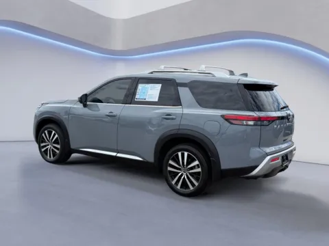 More photos of 2025 Nissan Pathfinder Platinum at Twin City Nissan, TN