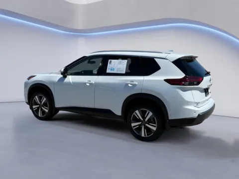 More photos of 2025 Nissan Rogue SL at Twin City Nissan, TN