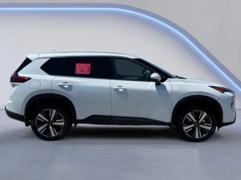 Photos of 2025 Nissan Rogue SL for sale in Alcoa, TN at Twin City Nissan