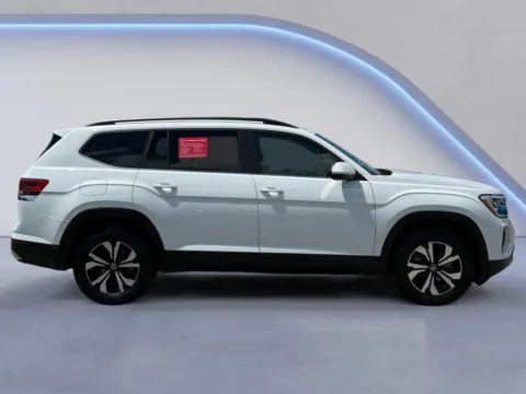 Photos of 2024 VOLKSWAGEN ATLAS SE 4Motion for sale in Alcoa, TN at Twin City Nissan