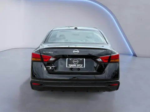 More photos of 2025 NISSAN ALTIMA SV at Twin City Nissan, TN