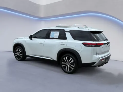 More photos of 2025 Nissan Pathfinder Platinum at Twin City Nissan, TN