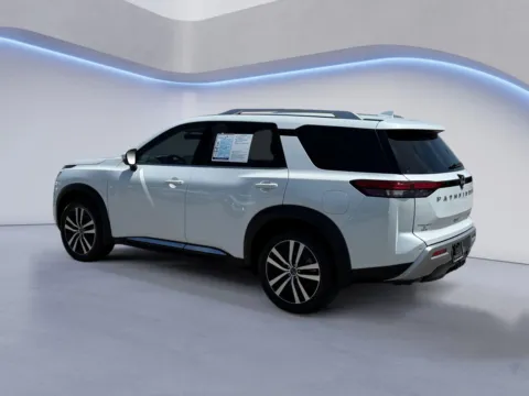 More photos of 2025 Nissan Pathfinder Platinum at Twin City Nissan, TN