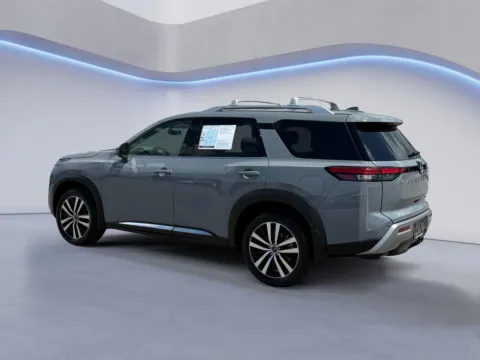 More photos of 2025 Nissan Pathfinder Platinum at Twin City Nissan, TN
