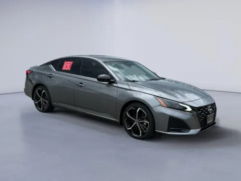 Gray 2023 Nissan Altima 2.5 SR for sale in Alcoa, TN