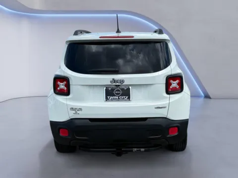 More photos of 2017 Jeep Renegade Latitude at Twin City Nissan, TN