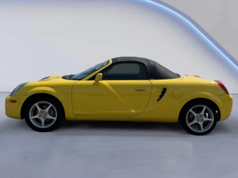 More photos of 2004 TOYOTA MR2 at Twin City Nissan, TN