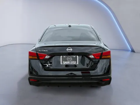 More photos of 2025 Nissan Altima SV at Twin City Nissan, TN