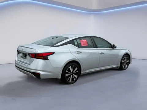 Another view of 2022 Nissan Altima 2.5 SV for sale in Alcoa, TN at Twin City Nissan