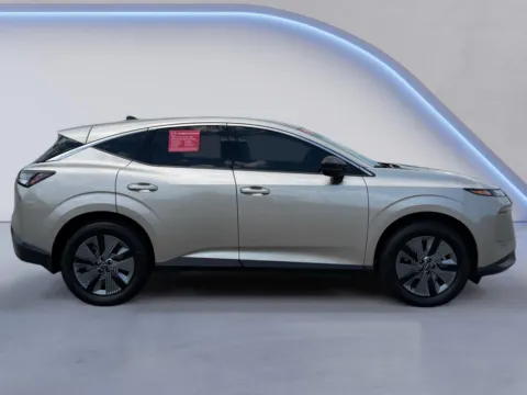 Photos of 2026 Nissan Murano SL for sale in Alcoa, TN at Twin City Nissan