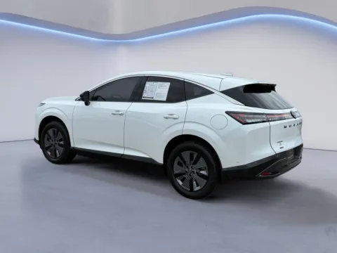 More photos of 2025 Nissan Murano SL at Twin City Nissan, TN