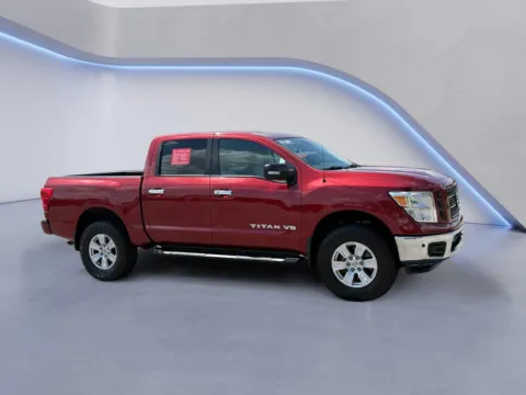 Red 2019 Nissan Titan SV for sale in Alcoa, TN