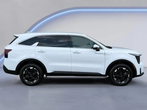 Photos of 2025 Kia Sorento S for sale in Alcoa, TN at Twin City Nissan