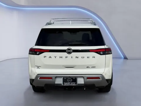 More photos of 2024 Nissan Pathfinder SL at Twin City Nissan, TN