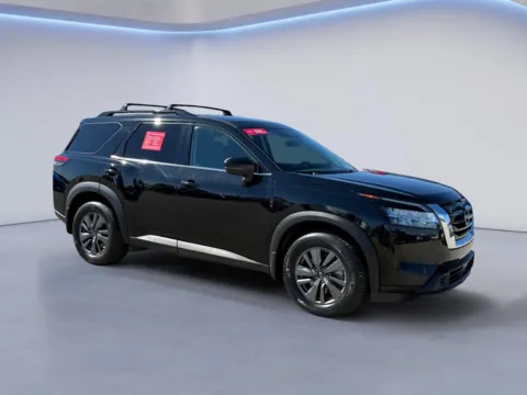 Black 2022 Nissan Pathfinder SV for sale in Alcoa, TN