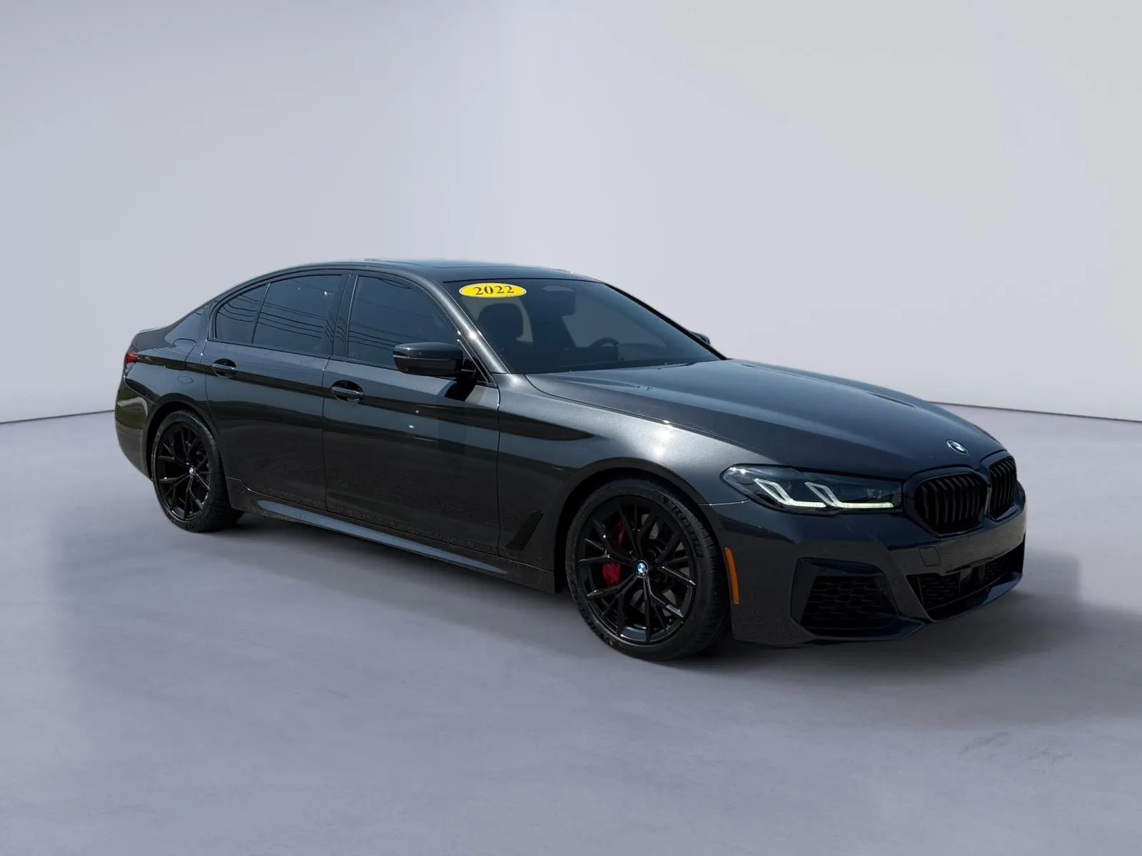 Gray 2022 BMW 5 Series M550i xDrive for sale in Knoxville, TN