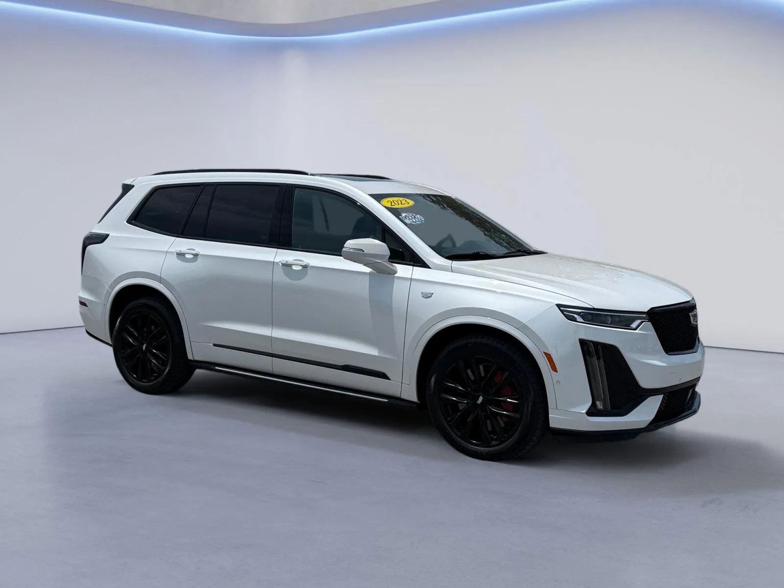 White 2023 Cadillac XT6 AWD Sport for sale in Knoxville, TN