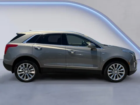 Another view of 2018 Cadillac XT5 Platinum AWD for sale in Knoxville, TN at Cadillac of Knoxville