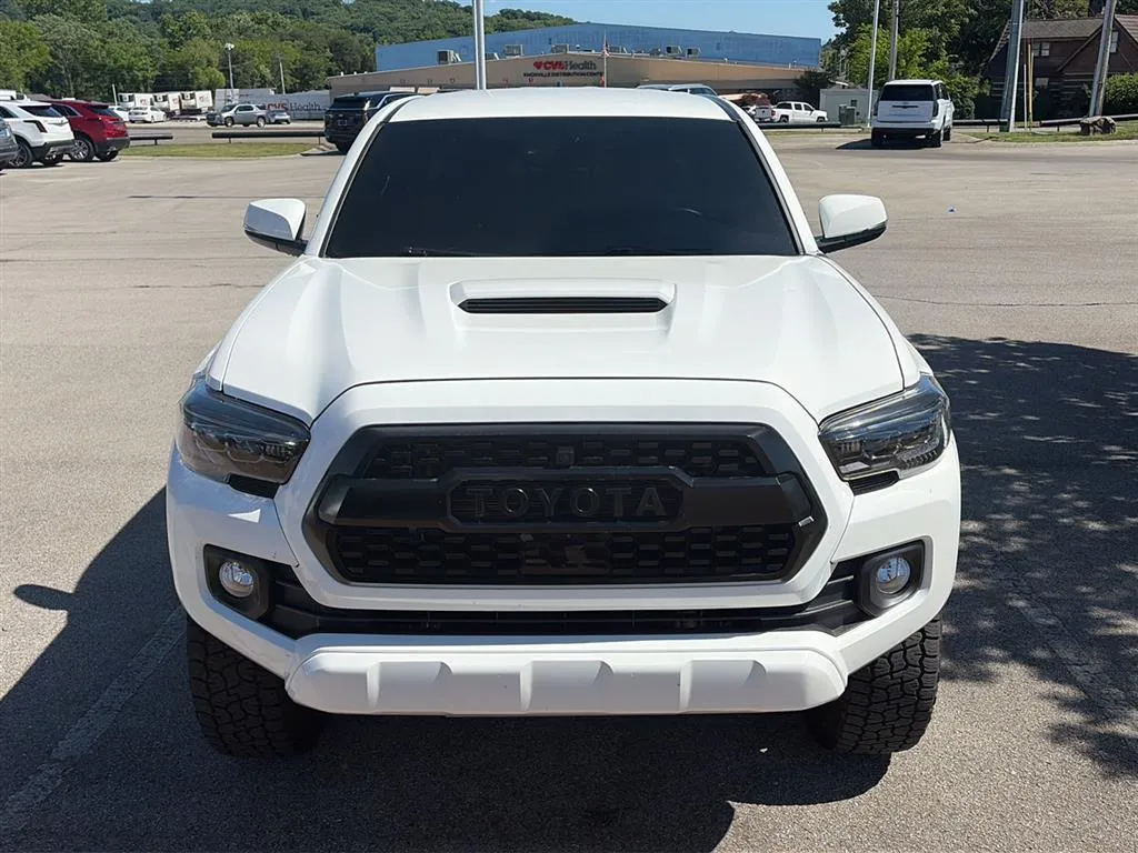 White 2021 TOYOTA TACOMA for sale in Knoxville, TN