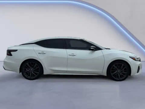 Photos of 2020 Nissan Maxima Platinum for sale in Knoxville, TN at Cadillac of Knoxville