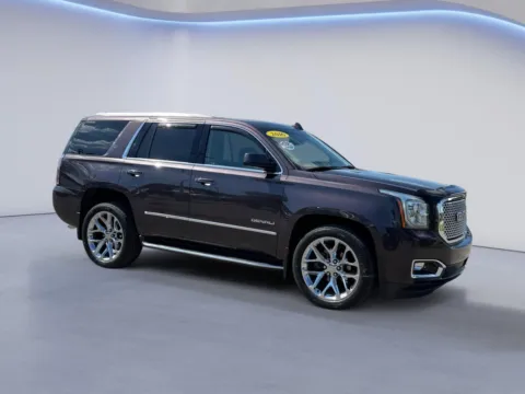 Black 2016 GMC Yukon Denali for sale in Knoxville, TN