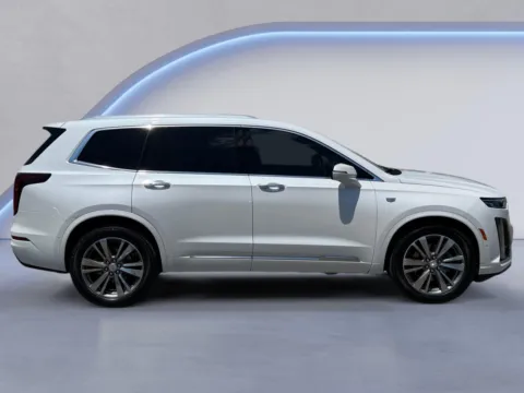 Photos of 2021 Cadillac XT6 Premium Luxury for sale in Knoxville, TN at Cadillac of Knoxville